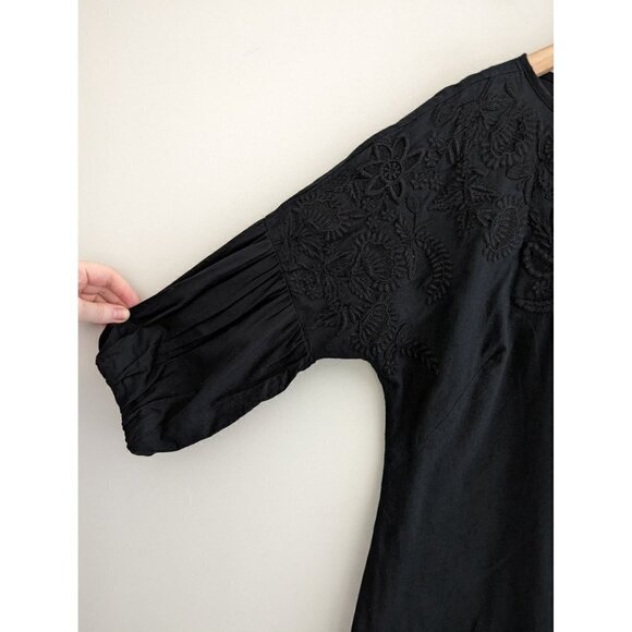 Lauren Ralph Lauren Embroidered Black Shift Dress Size 6 - Picture 3 of 10